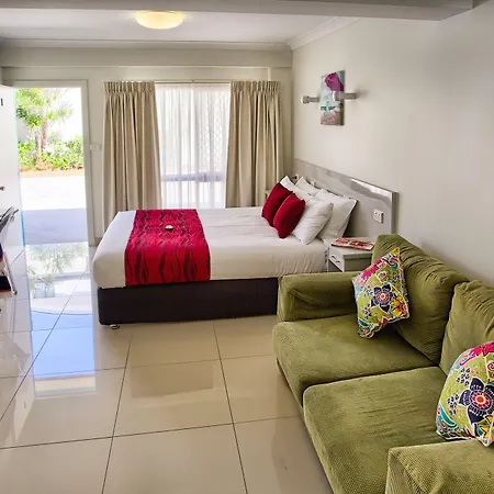 Hibiscus Motel-2