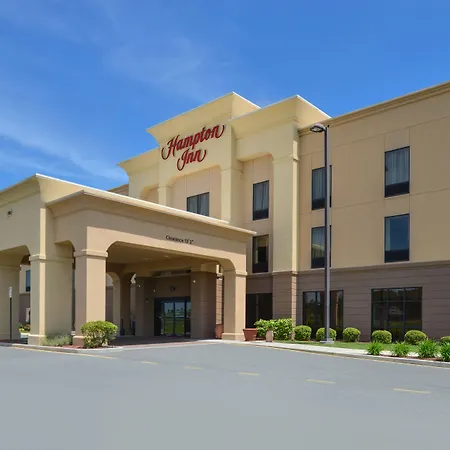 Hampton Inn Milford-2