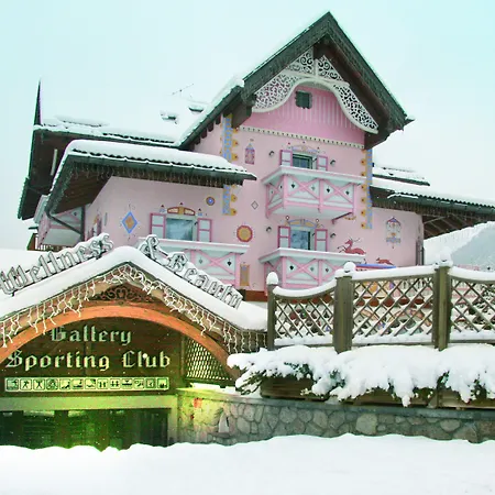 Hotel Soreghes Gran Chalet-3