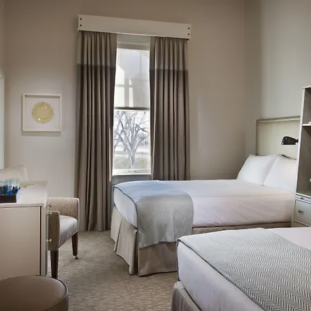 Hotel Parq Central Albuquerque-3