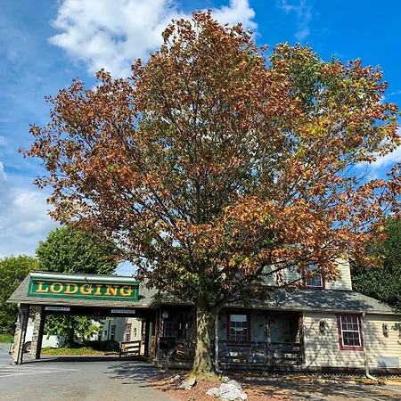 The Country Inn Of Lancaster-2