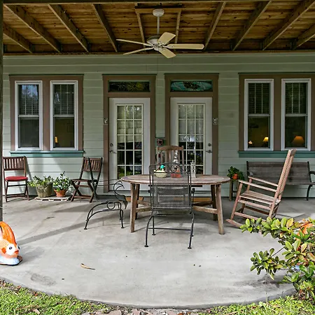 Anchor Inn Nsb Bed And Breakfast-2
