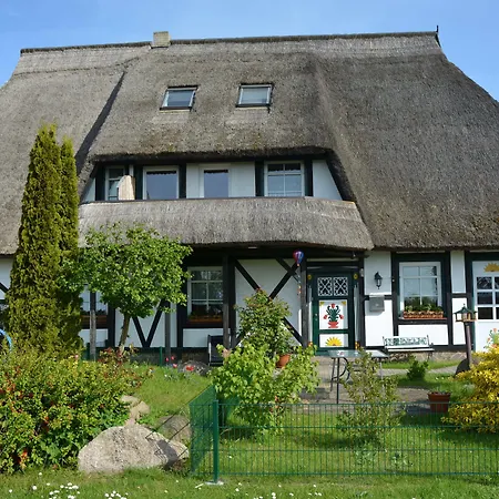 Reethäuser auf Rügen-2