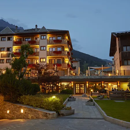 Hotel Rezia-2
