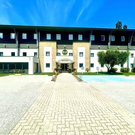 B&B HOTEL Aubagne Gémenos-3