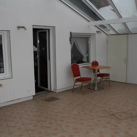 Einfelder Hof garni-3