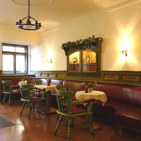 Hotel Schwarzes Rössl-3