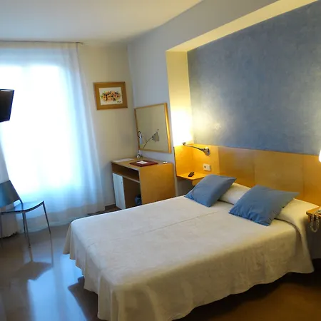 Hotel Rambla Figueres-3