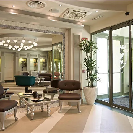 Hotel Centrale Best Western Signature Collection-2