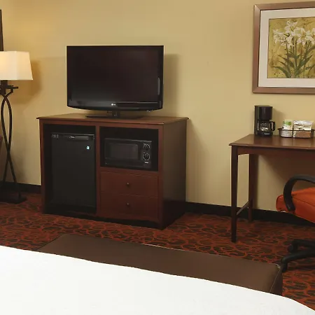 Hampton Inn & Suites Fargo Medical Center-2