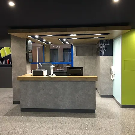 Ibis Budget Bobigny Pantin-2