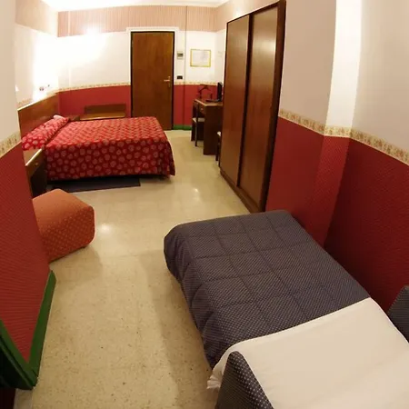 Hotel Iris Crillon-3