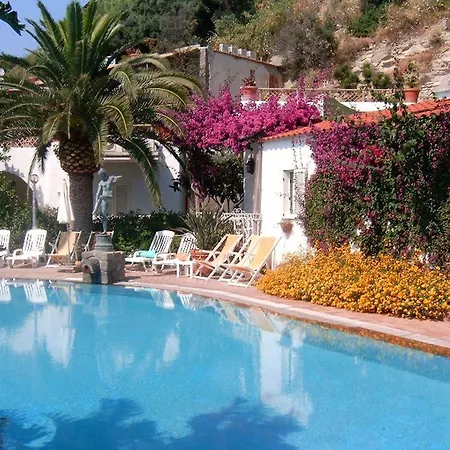 Semiramis Hotel De Charme & Pools-2