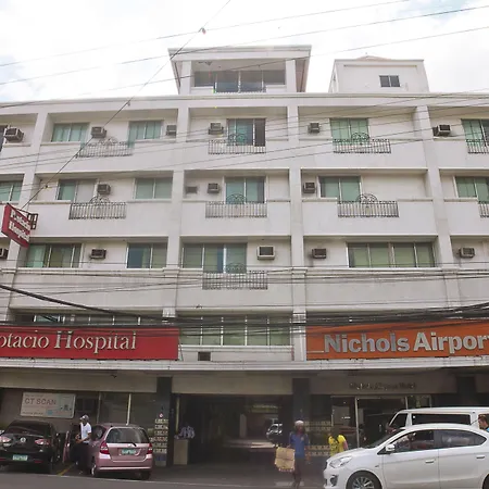 Nichols Airport Hotel-2