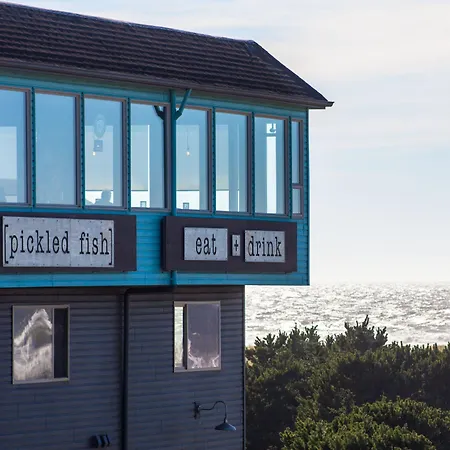 Adrift Hotel-3