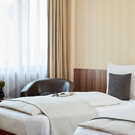 Living Hotel Düsseldorf-3