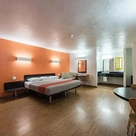 Motel 6-Uvalde, Tx-3