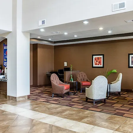 Comfort Inn & Suites Lawrence - University Area-2
