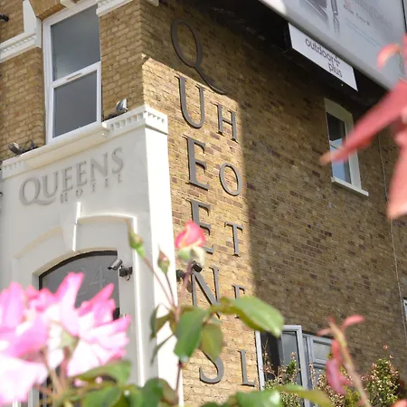 Queens Hotel-2