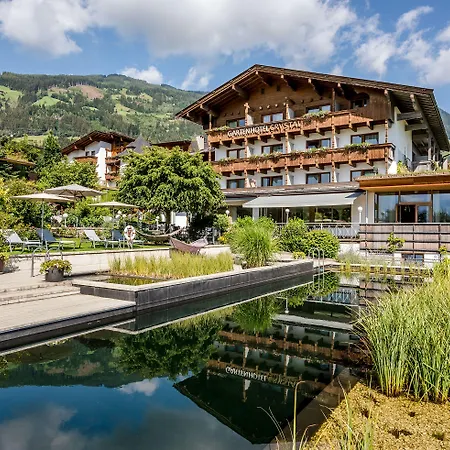Gartenhotel Crystal-3