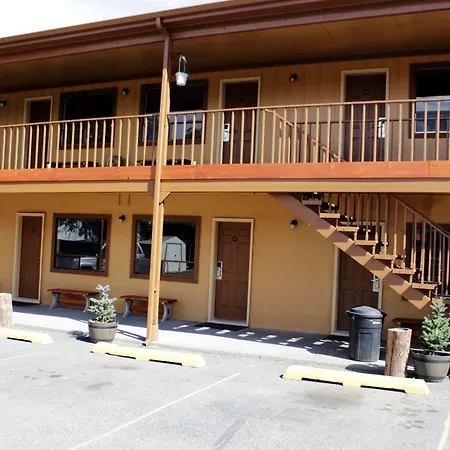 Country Motor Inn-3