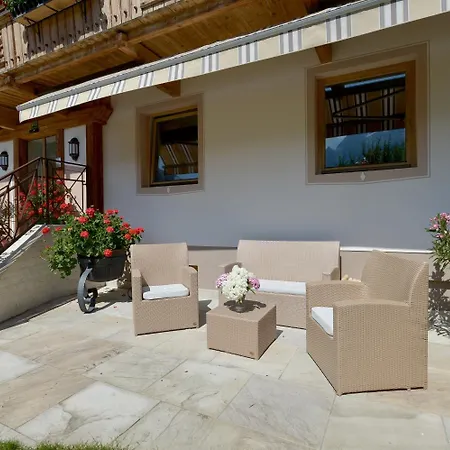 Apart Austria-2