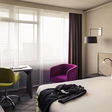 Mercure Hotel Groningen Martiniplaza-2