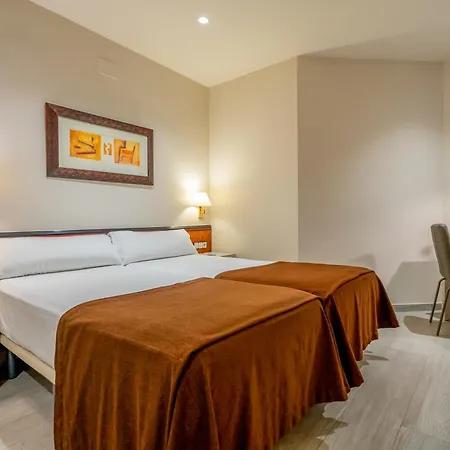 Hotel Glories-3