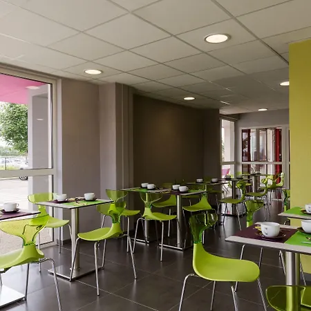 The Originals City, Hôtel des Lys, Dreux (Inter-Hotel)-2