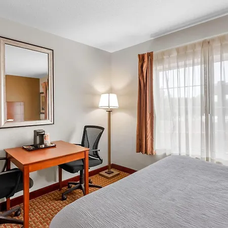 Quality Inn Near Interstate I94-3