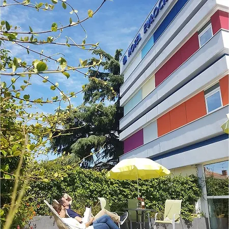 Privilege Hotel & Apparts Eurociel Centre Comedie-3