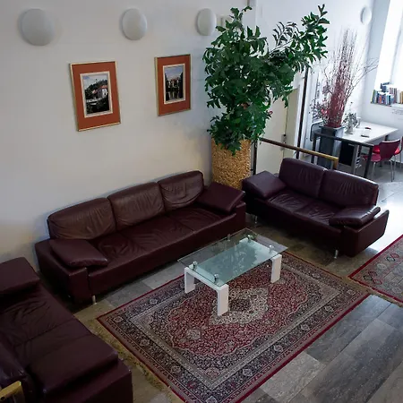 Hotel Emonec-2