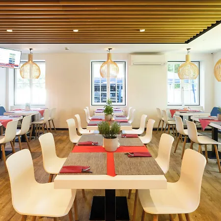 Serways Hotel Siegburg West-2