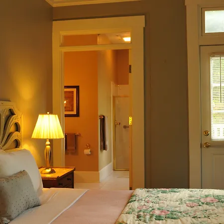 Prairie Guest House-3