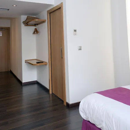 Hotel Jatorrena-2
