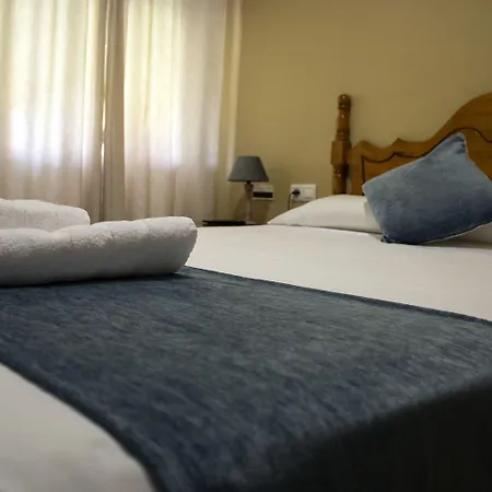 Hostal Valdepeñas by Bossh Hotels-2