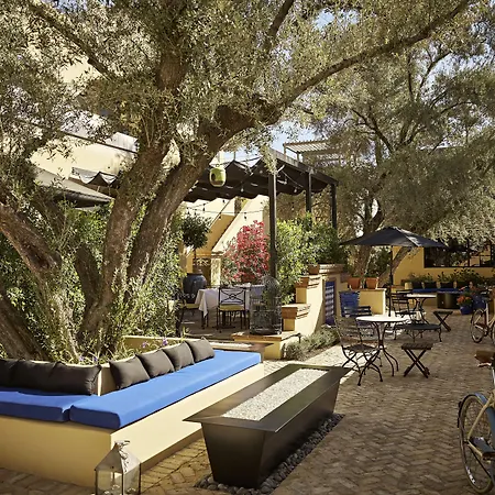 Bespoke Inn Scottsdale-2