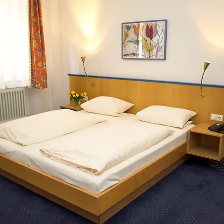 Hotel Perkeo-2