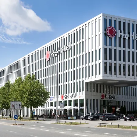 H4 Hotel Muenchen Messe-3