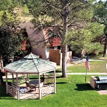 Pinecliff Village Resort-3