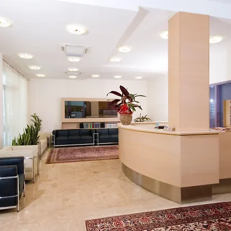 Hotel St. Moritz-3