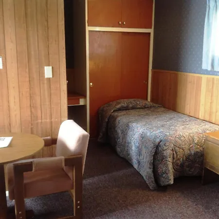 Bridgeport Inn-2