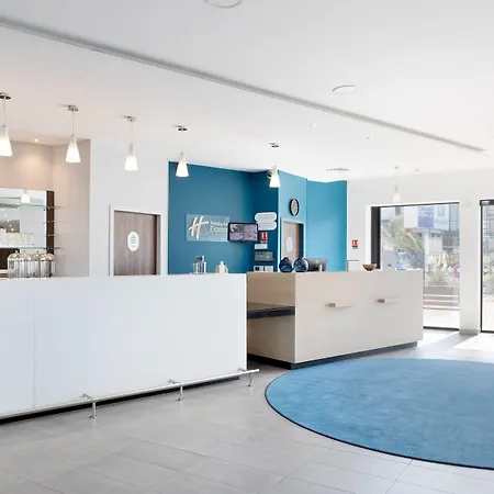 Holiday Inn Express - Marseille Airport By Ihg-3