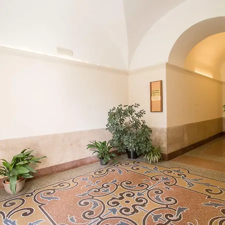 Hotel Mosaic Central Rome-3