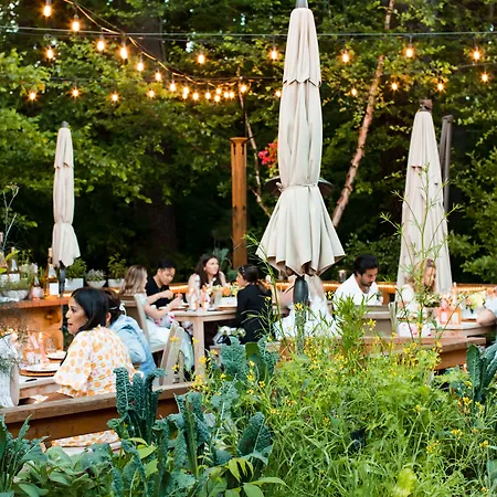 The Inn At Hastings Park, Relais & Chateaux-3