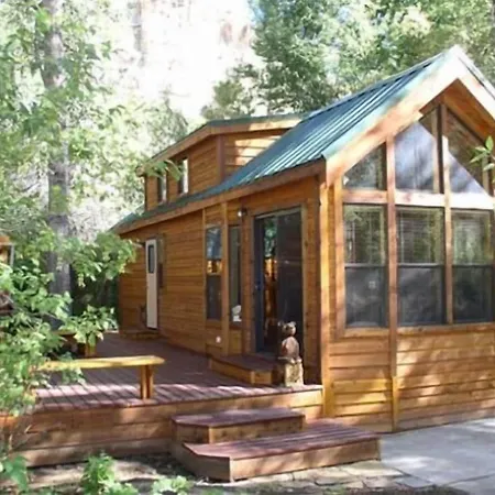 Cedar Pines Resort-2
