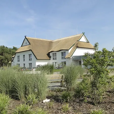 Friesenhof Hotel-Restaurant-Reitanlage-3