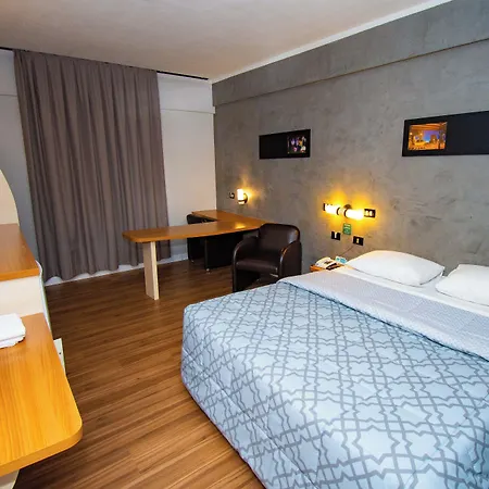 Hotel 10 Dourados-3