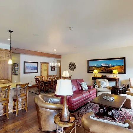Destination Resorts Vail-3