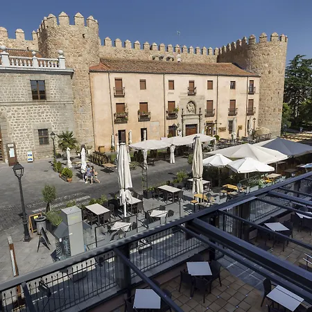 Hostal Restaurante Puerta del Alcázar-3